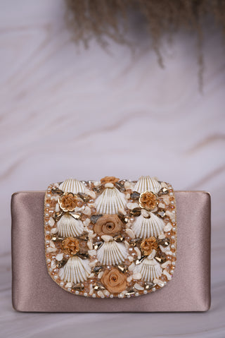 Coral Clutch