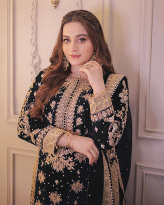 Aarohi Embroidered Suit Set