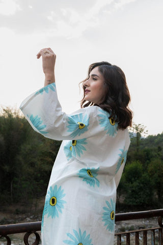 Floral breeze