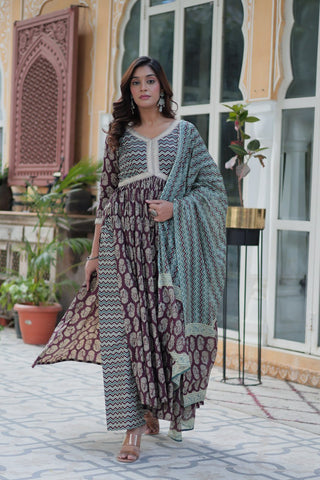 The Weaver Cotton Suit