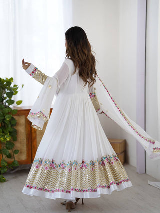 Mogra Embroidered Suit Set
