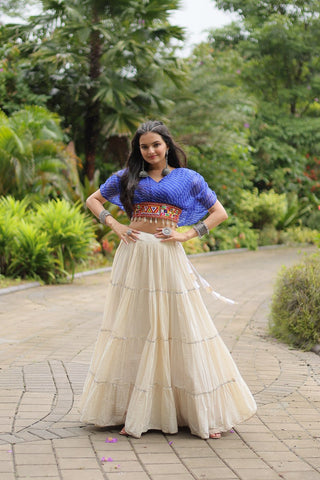 Kora Cotton with Standard Frill