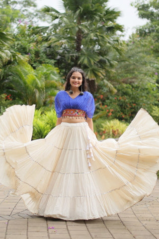 Kora Cotton with Standard Frill