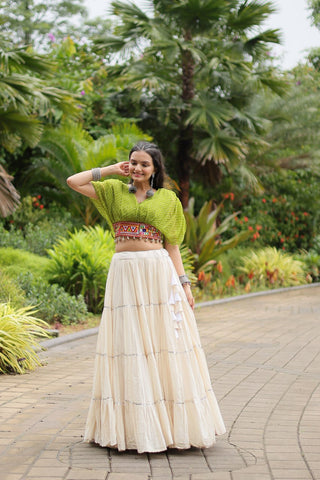 Kora Cotton with Standard Frill