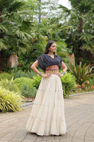 Kora Cotton with Standard Frill
