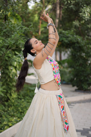 Rangilo Garba Look