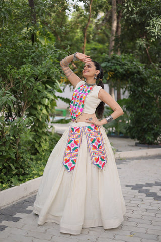 Rangilo Garba Look