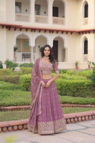 Noor-e-Zari Lehenga