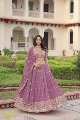 Noor-e-Zari Lehenga