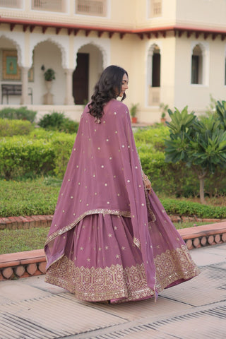 Noor-e-Zari Lehenga