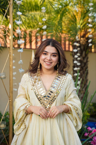 Aamira Chic Chinon Suit