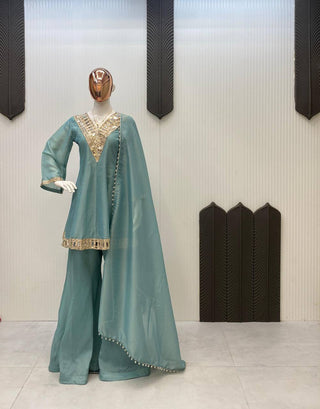 Aamira Chic Chinon Suit